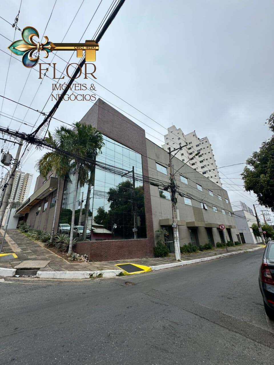 Prédio Comercial para Locação no Duque de Caxias em Cuiabá – 350m² em Localização Estratégica