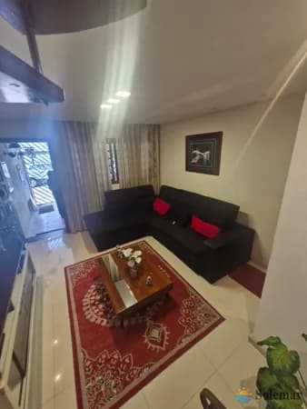 Sobrado com 3 pavimentos pertinho Shoping Anália Franco 530 mil