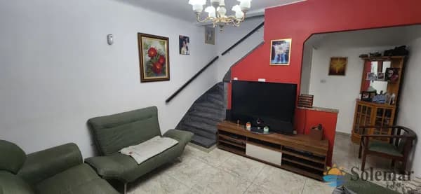 Sobrado Comercial / Residencial em rua Comercial no Pq São Jorge 699 mil