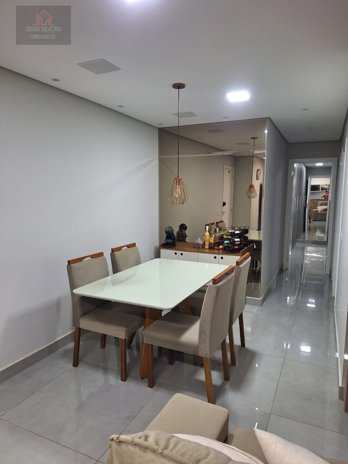 Apartamento Padrão 02 dormitórios sendo uma suíte no Jardim São Francisco em Santa Barbara d'Oeste - SP.