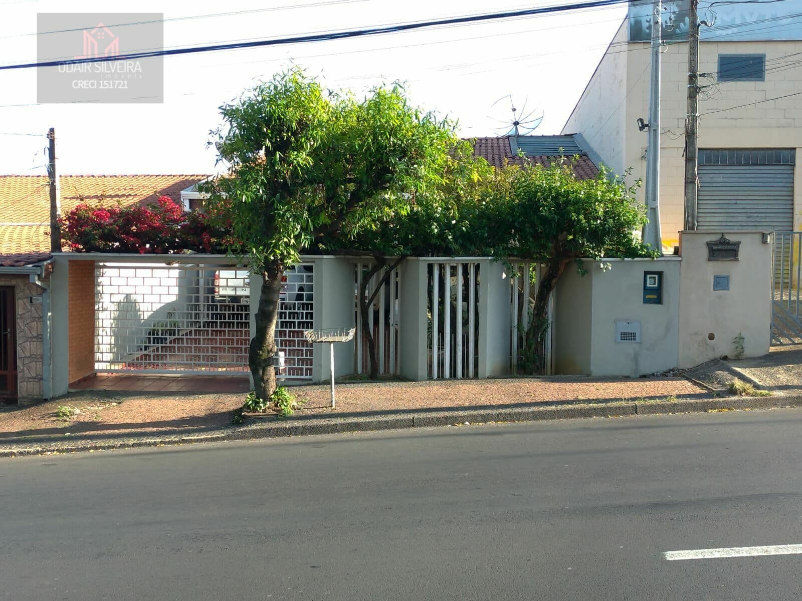 Casa Padrão a venda 03 quartos sendo uma suíte no Jardim Paulistano em Americana - SP