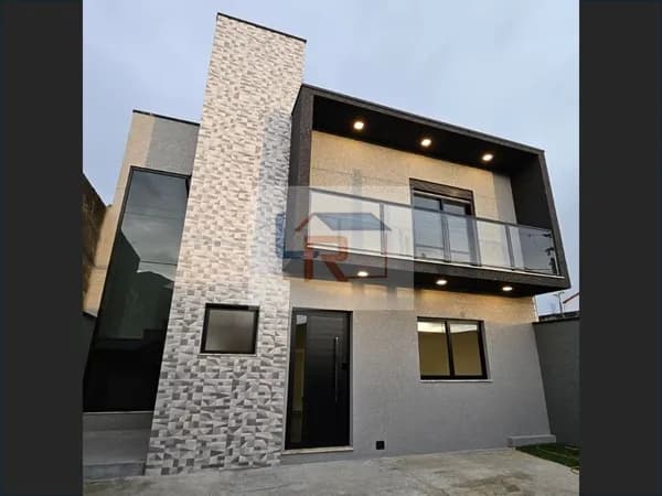 Maravilhoso Sobrado recém construído com 113m² e 3 dormitórios próximo a Havan