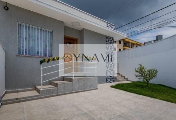 Maravilhosa Casa Térrea com 3 dormitórios com acabamento de primeira próximo ao Mogi Shopping