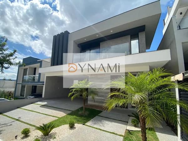 Maravilhoso Sobrado de 295m² de área construída em um terreno de 360m² no condomínio Granja Anita