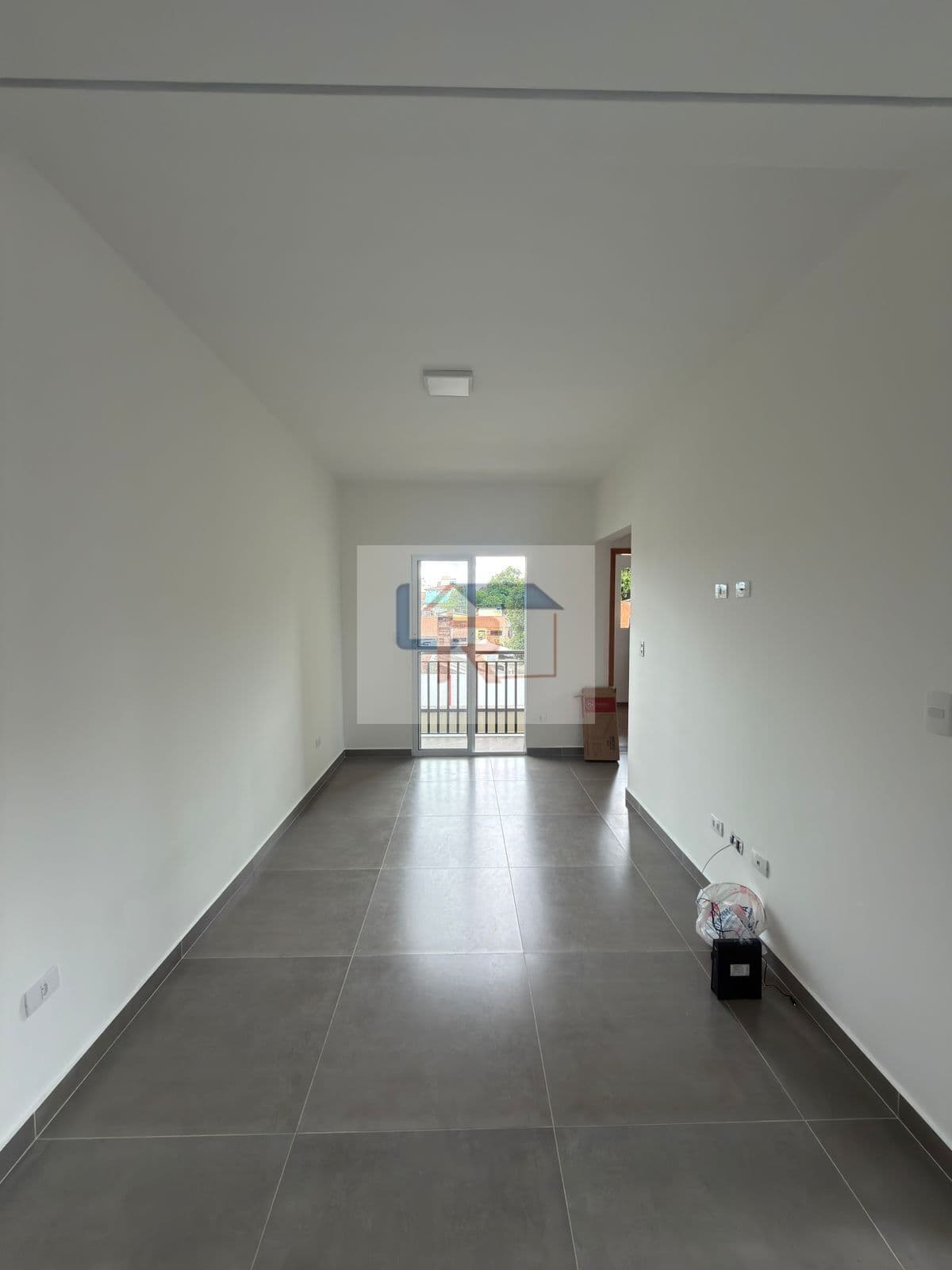 Maravilhoso apartamento de 2 dormitorios com elevador próximo ao SESI