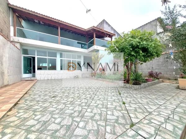 Maravilhoso Sobrado de 220m² com terraço de vista panorâmica para a cidade
