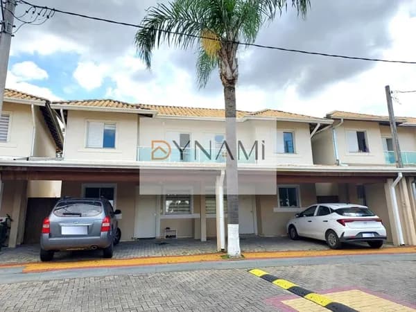 Maravilhoso Sobrado em condomínio de 197m² com 3 suítes e 5 vagas de garagem com amplo quintal