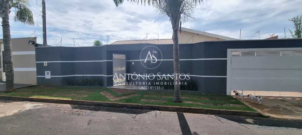 Casa em Araraquara - Cidade Jardim