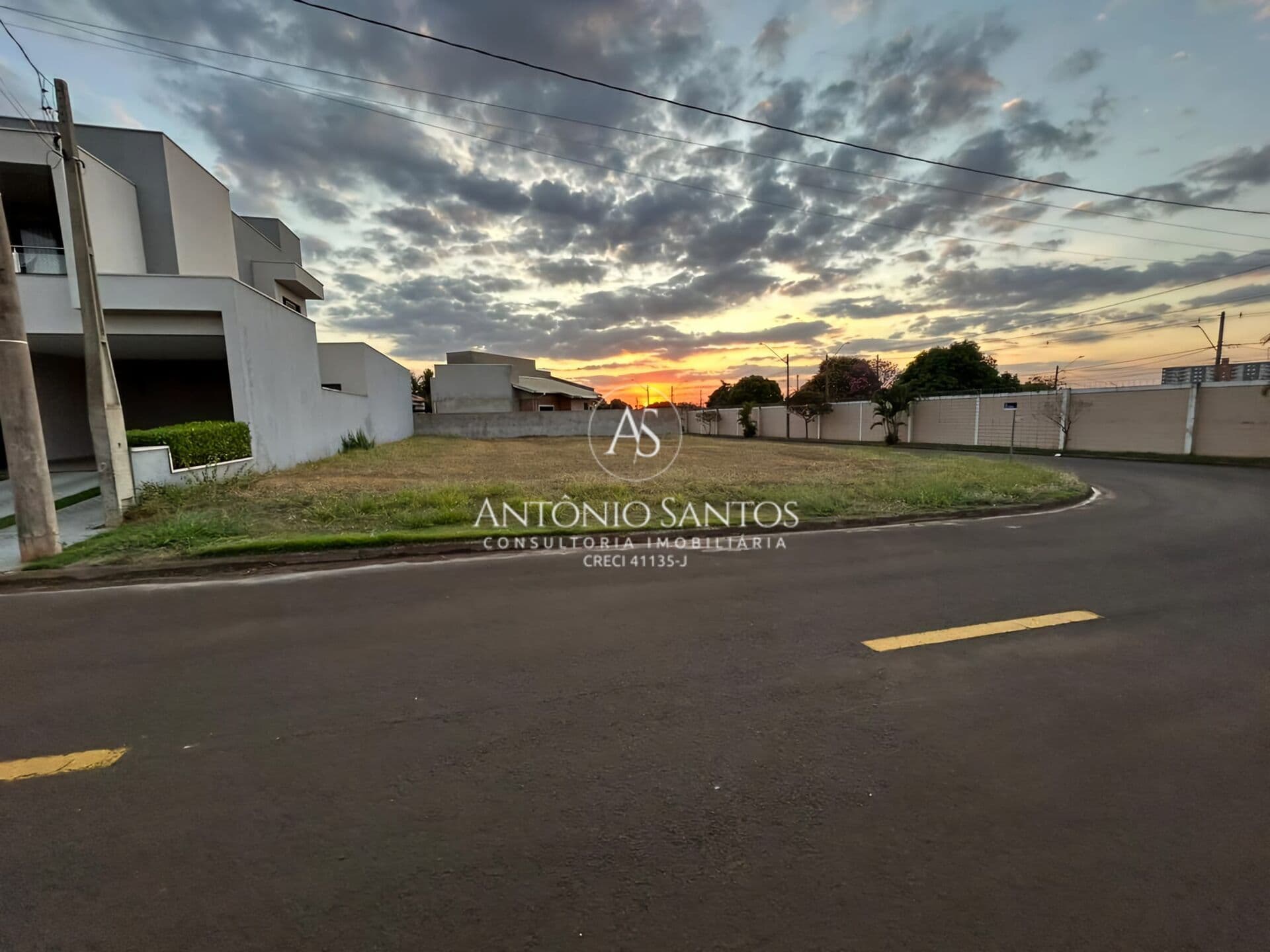 Lote/Terreno em Araraquara - Jardim Maria LuÍza IV