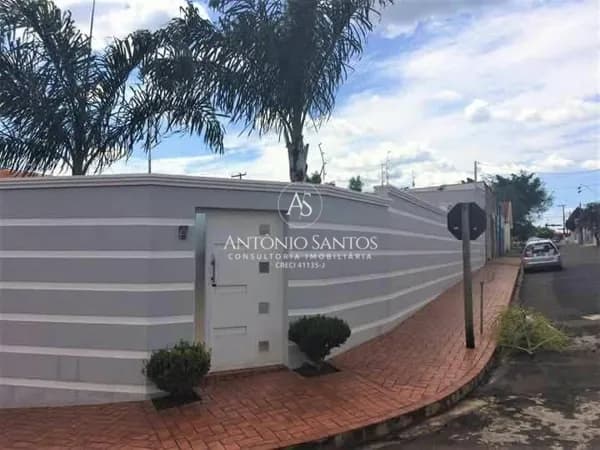 Fazenda/Sítios/Chácaras em Américo Brasiliense - Centro