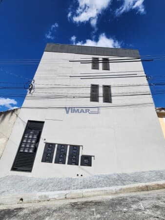 Casa em Condomínio , commetragens entre 25,60 m2 e 37,45m2, com sala, cozinha, a.s. e wc, p´reços entres R$215.000,00 e R$245.000,00.