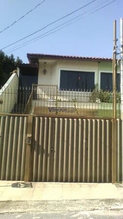 Casa Sobrado com 3 dormitórios ( 1 suite ), 3 wcs, 3 vagas cobertas, sala, cozinha, a.s