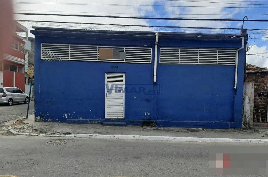 Casa Térrea com 2 dormitórios, 2 wcs, 01 vaga coberta, sala, cozinha, a.s