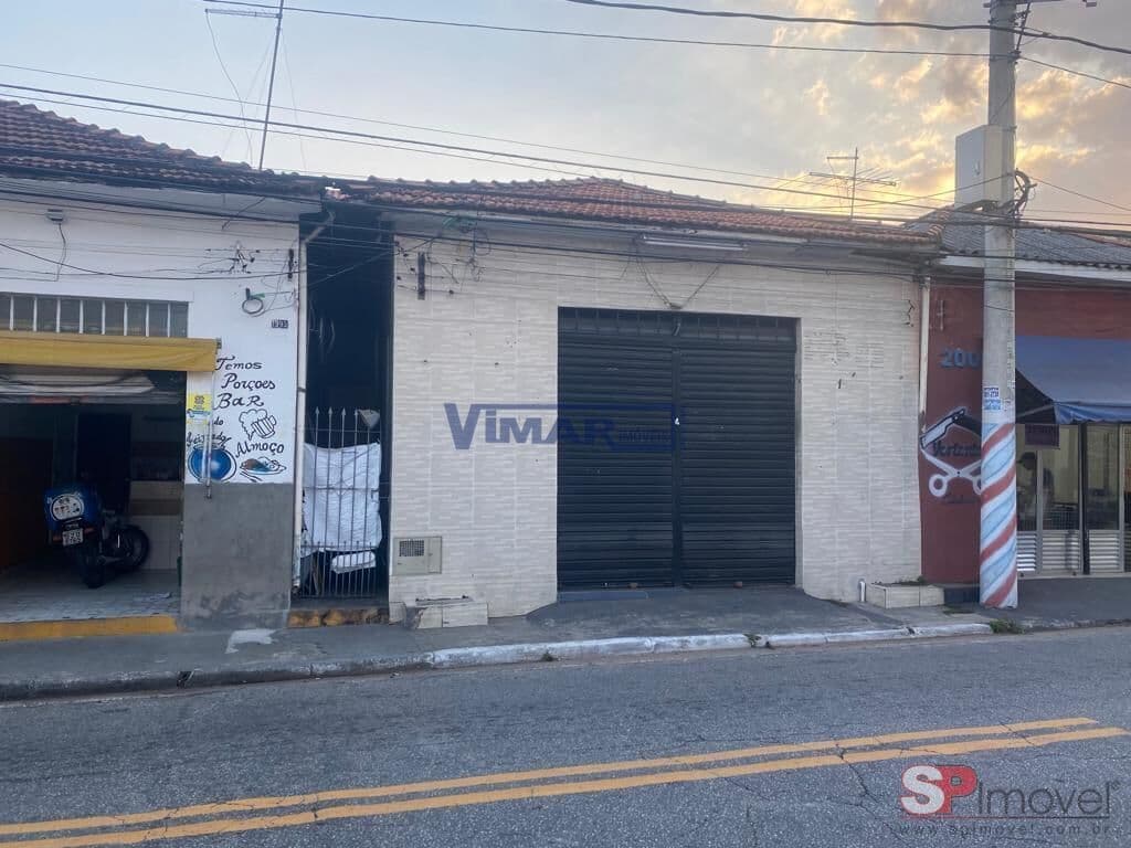 Casa Térrea com salão comercial de 50,00 m2,
