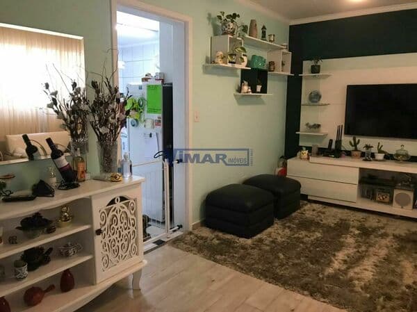 VENDO Sobrado em Condomínio com 2 quartos e 2 vagas
