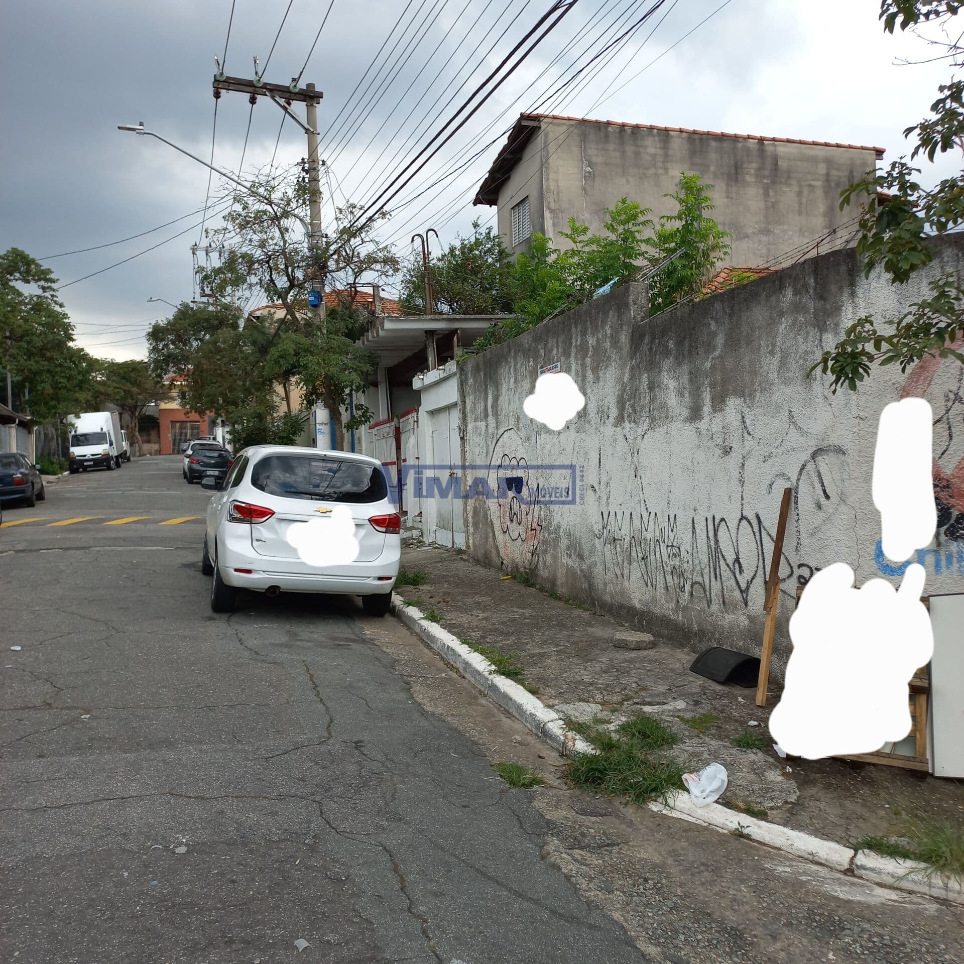 Terreno Lote na V. Medeiros, de esquina, com 216,00 m2 ( 9,00 X 24,00 m2 )