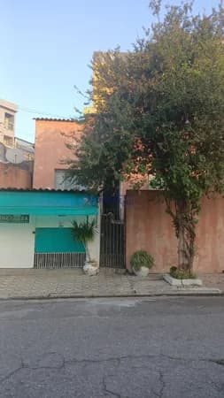 Casa Térrea com 3 dormitórios, 1 wc, 1 vaga, sala, cozinha, as.