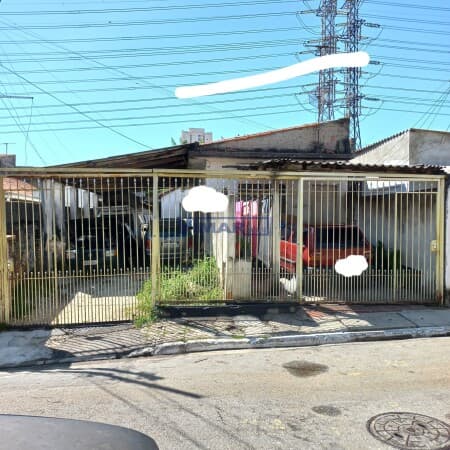Terreno Lote em excelente localização da V. Medeiros com 254,00 m2 ( 8,96 X 28,35 ), Totalmente plano, com 2 casas e 1 galpão p/ oficina