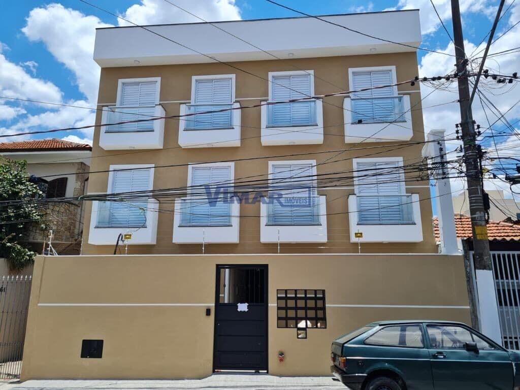 Casa em Condomínio, no térreo, no 1o. e 2o. andar, com metragens entres 31,00 m2, a 50,00 m2., preços entres R$228.000,00 e R$350.000,00.