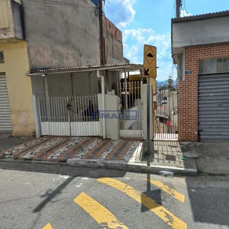 Casa Térrea na Vila Medeiros ,para rendas. São 2 casas.
