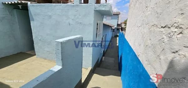 Casa Térreas para rendimentos , São 3 casas, com 3 vagas de garagens, Jardim Japão.