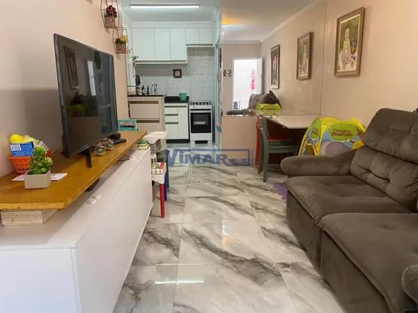 Casa em Condomínio com 2 dormitórios( 2 suites), 1 vaga coberta, 2 salas, coz. as.