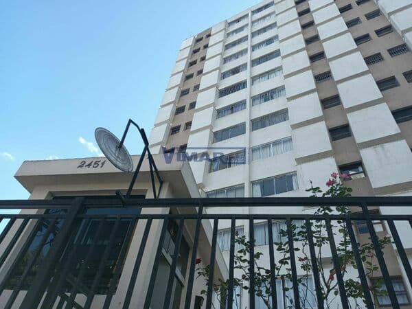 Vendo apto 86m2 com 3 quartos e garagem