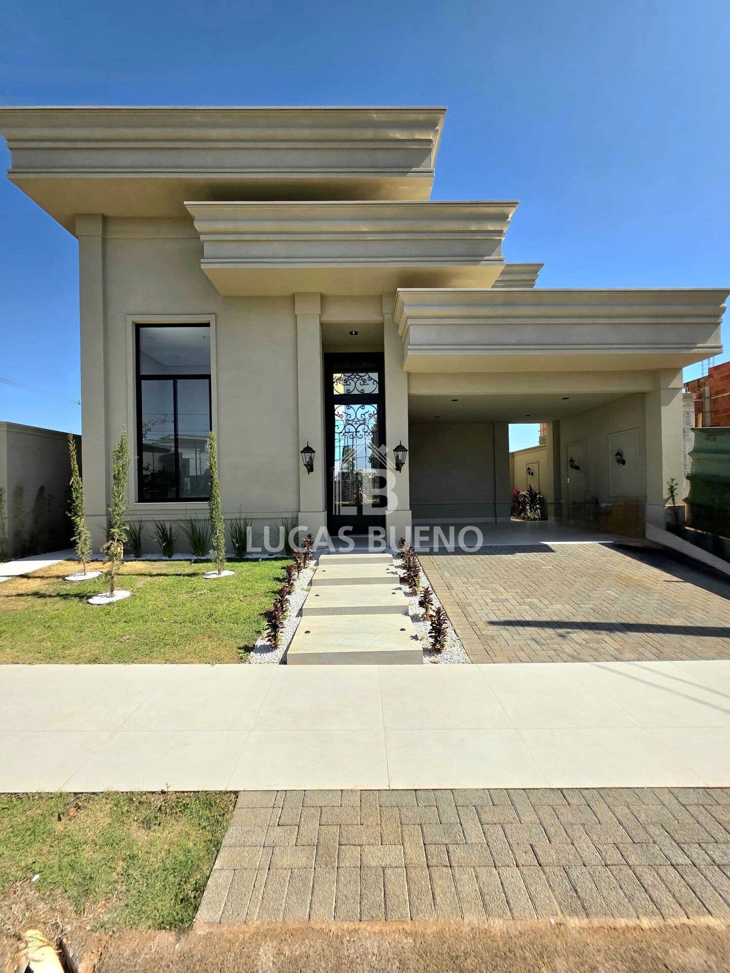 Terra Vista - Linda casa estilo neoclassico com 3 dormitorios suites e fino acabamento - Condomínio Terra Vista - Mirassol SP
