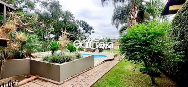 VENDE / PERMUTA Residência Alto Padrão Santa Felicidade - Curitiba