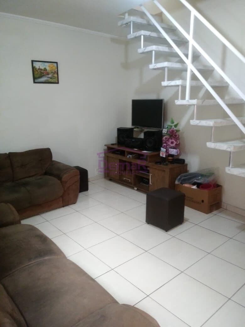 Sobrado à Venda no Jardim Santo André!