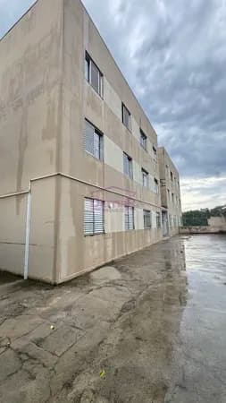 Apartamento perto da Av dos Estados