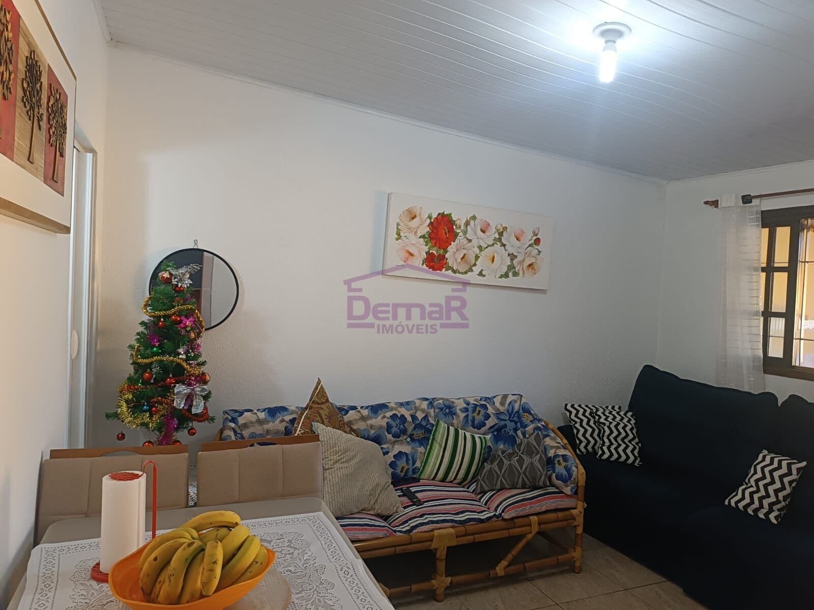 Casa Térrea À Venda na Praia de Mongaguá!