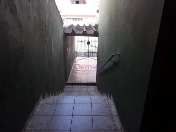 Sobrado À Venda no Jd. Irene!