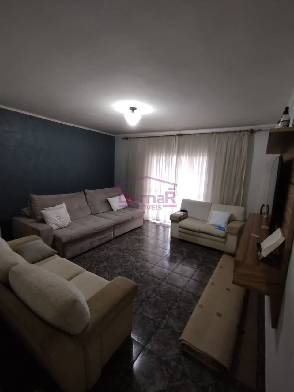 Sobrado À Venda no Sitio dos Vianas!