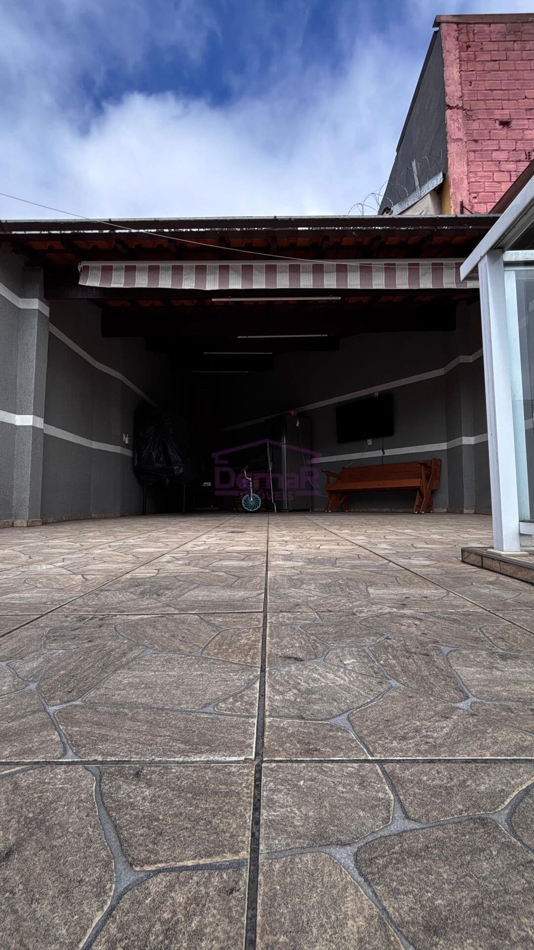 Casa Térrea à Venda no Jardim Guarará!