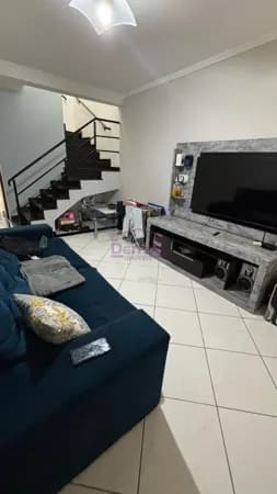 Sobrado À Venda na Vila João Ramalho
