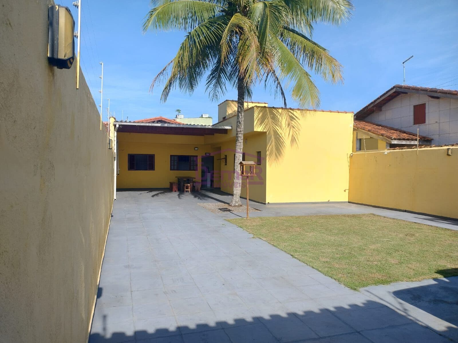 Casa à Venda na Praia de Itanhaém!