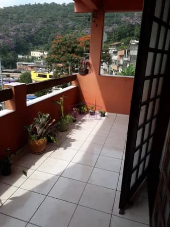 Sobrado À Venda no Pq. Miami!