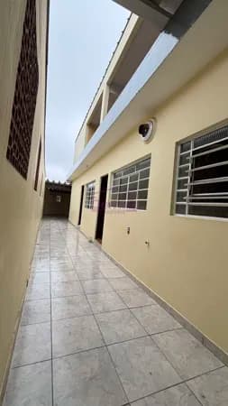 Sobrado à Venda no Jardim Santo André