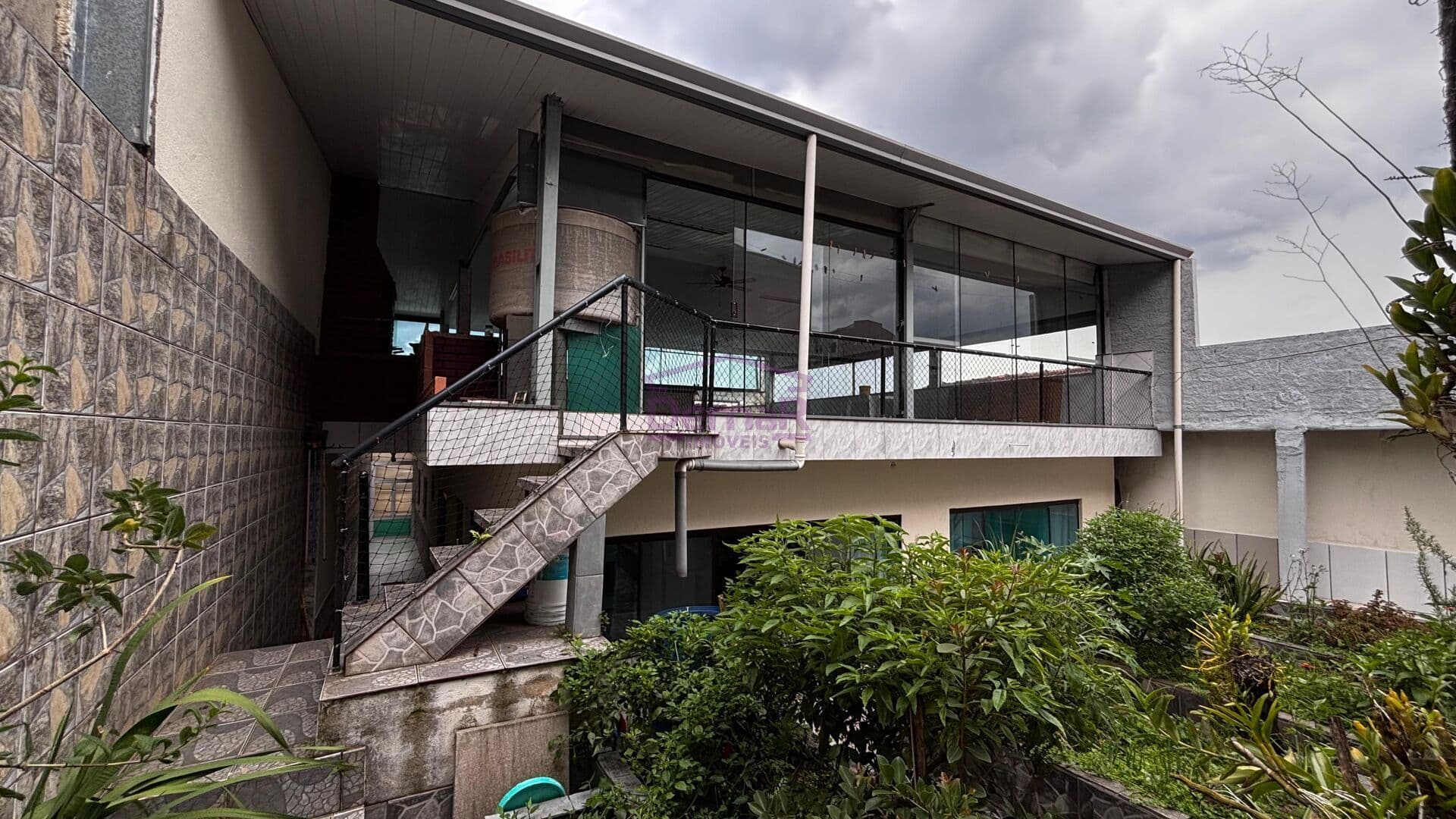 Sobrado Prox. Vila Luzita!