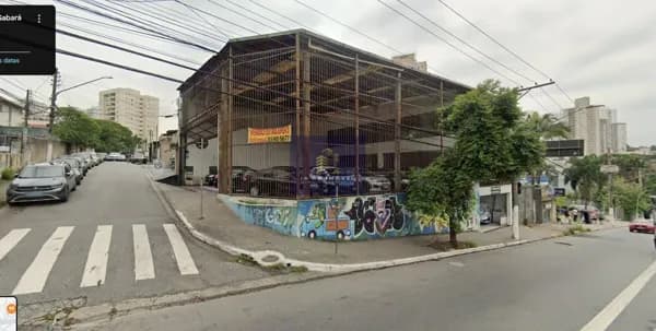 Prédio Comercial à Venda !!!