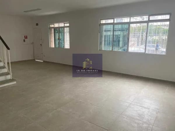 Casa Padrão Com 2 salas no Jardim aeroporto !!!