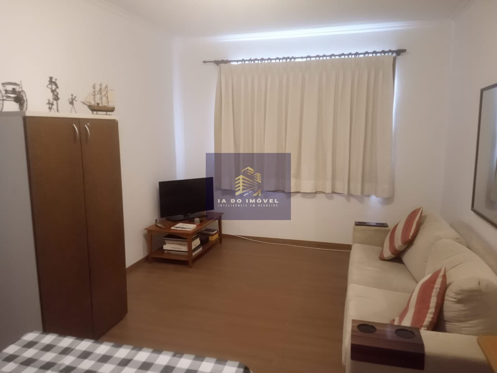 Apartamento TODO MOBILIADO para alugar no Campo Belo!!!