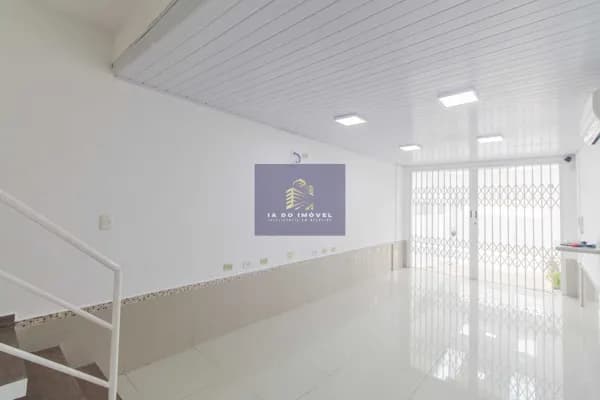 Casa Sobrado a cenda no Jardim Aeroproto!!!