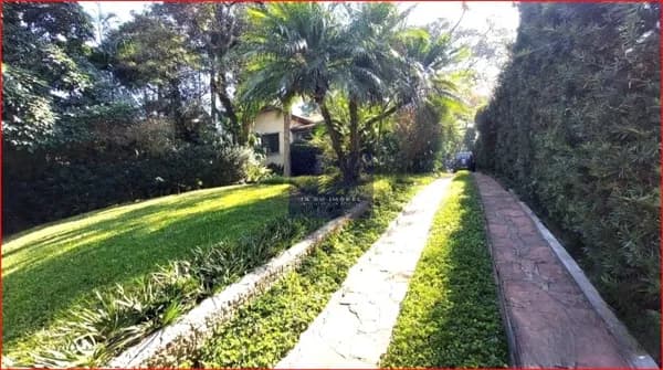 Casa Térrea no Jardim Novo Mundo.