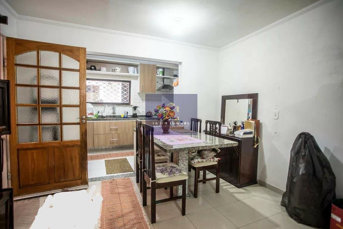 Casa sobrado com 2 casas no mesmo terreno!!!1