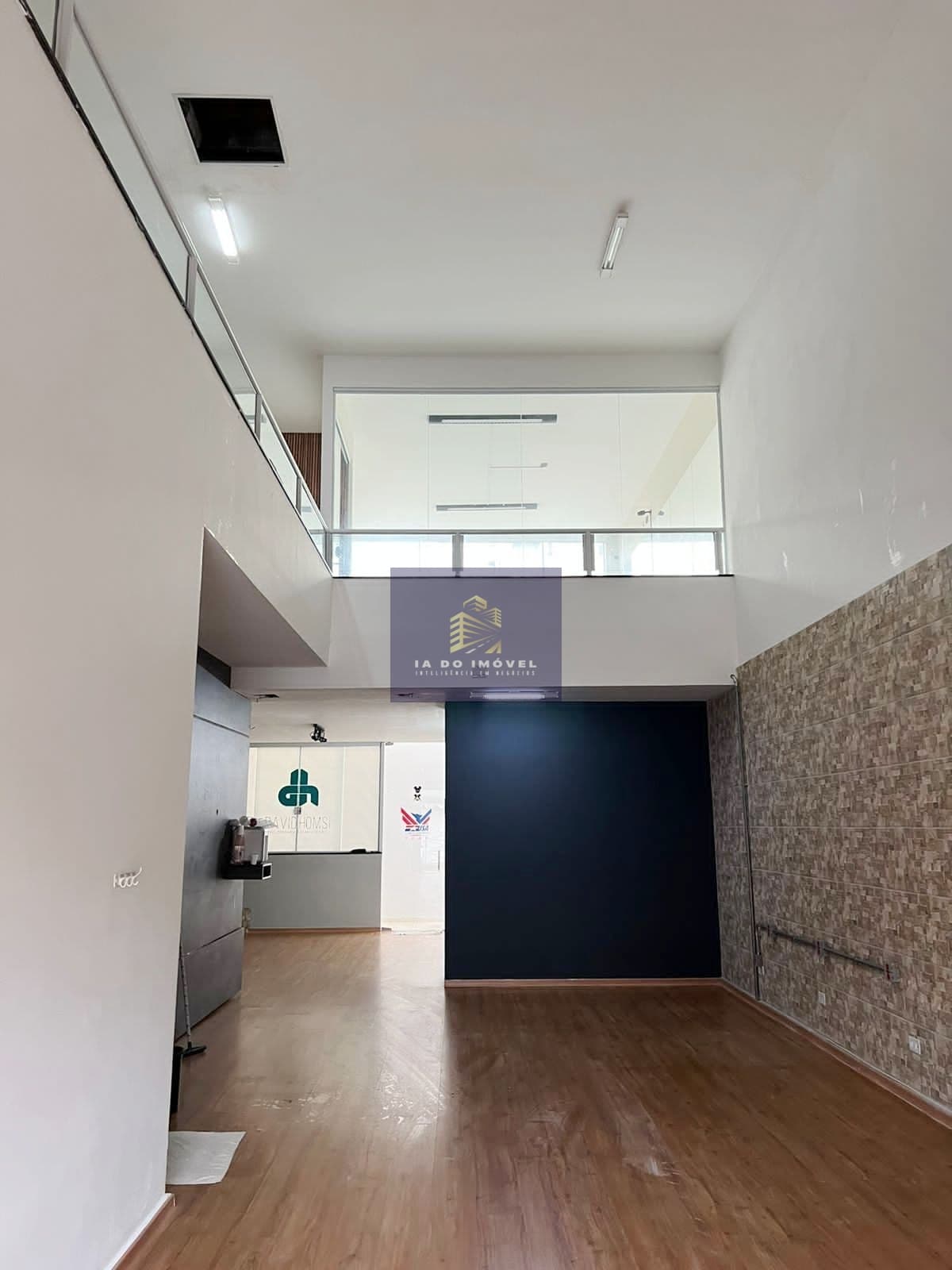 Casa Comercial