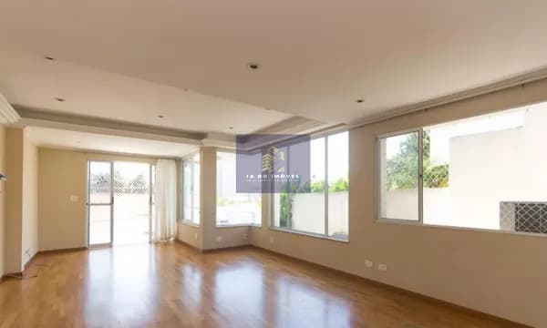 Linda Casa, com Piscina, Á Venda.