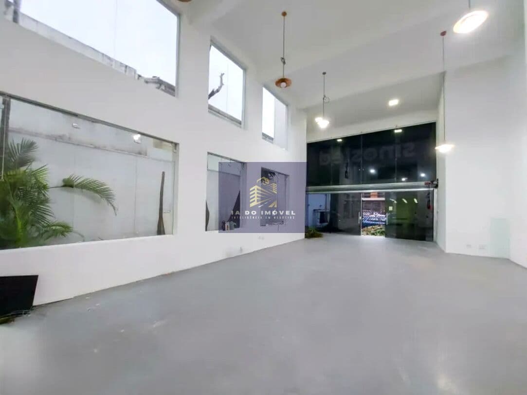 Ponto Comercial, em Excelente Localização em Moema.