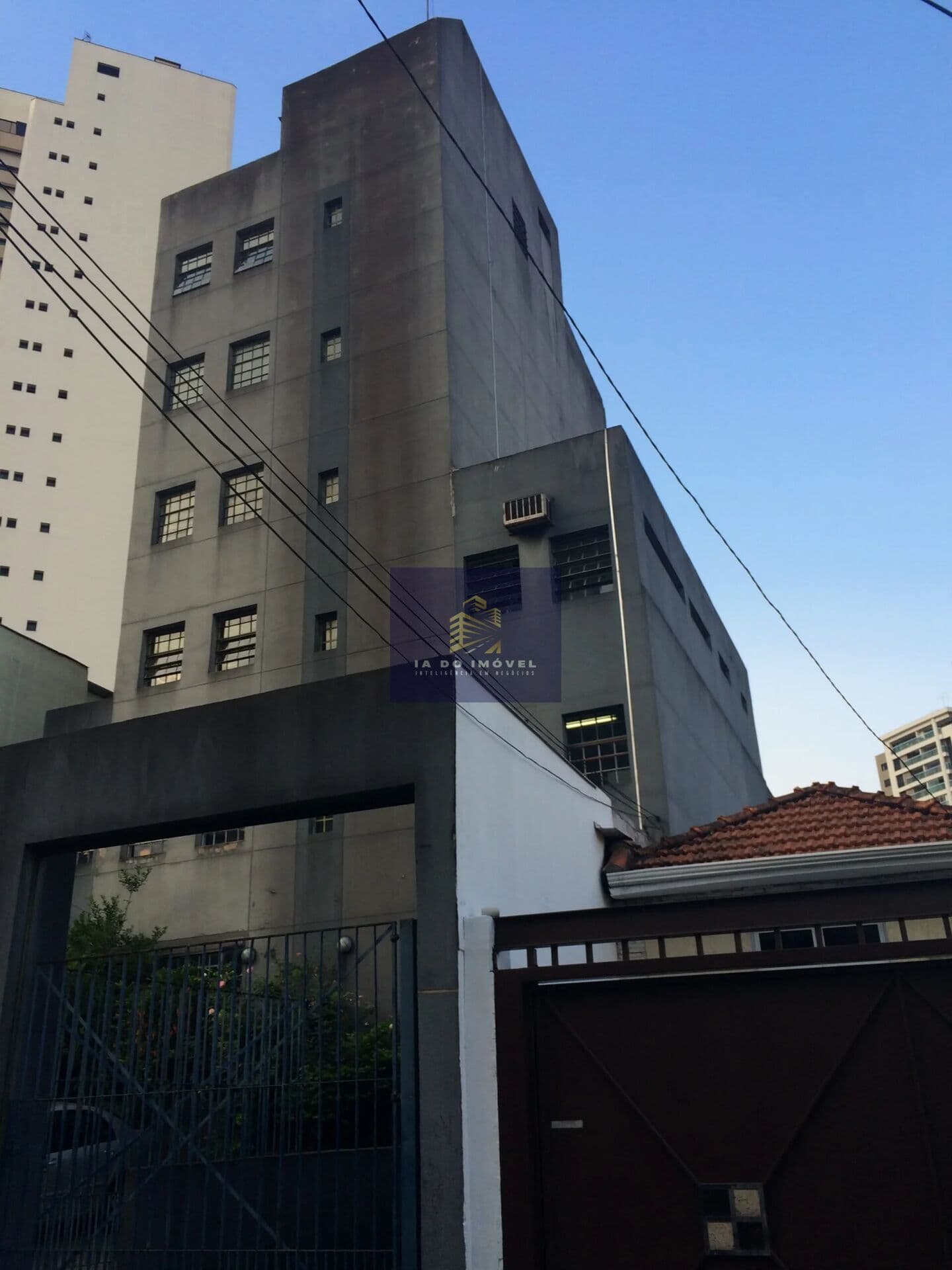 Prédio Comercial á venda na Saúde!!!
